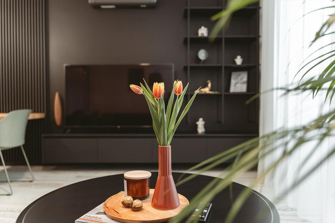 26Bricks Luxury Suites Oradea Exterior foto